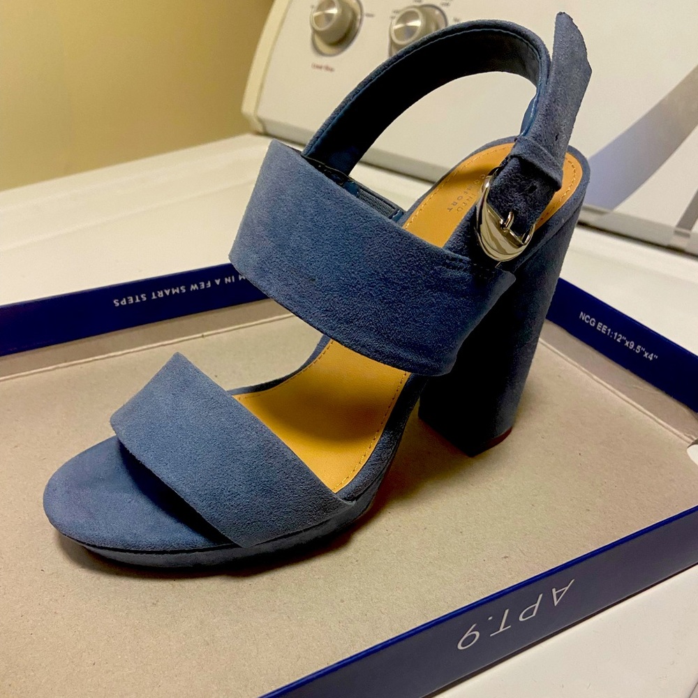 Brand new heels